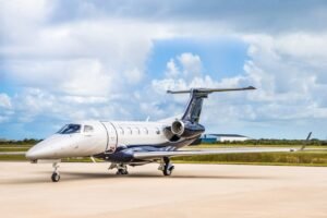 Avion d'affaires léger : Embraer Phenom 100 