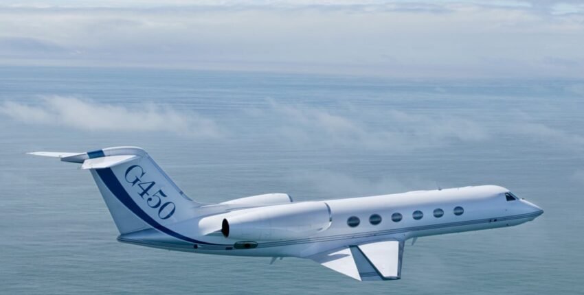 Gulfstream G450 en vol