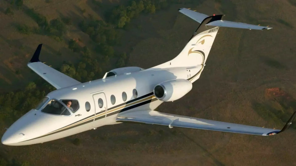 Hawker 400 location jet privé