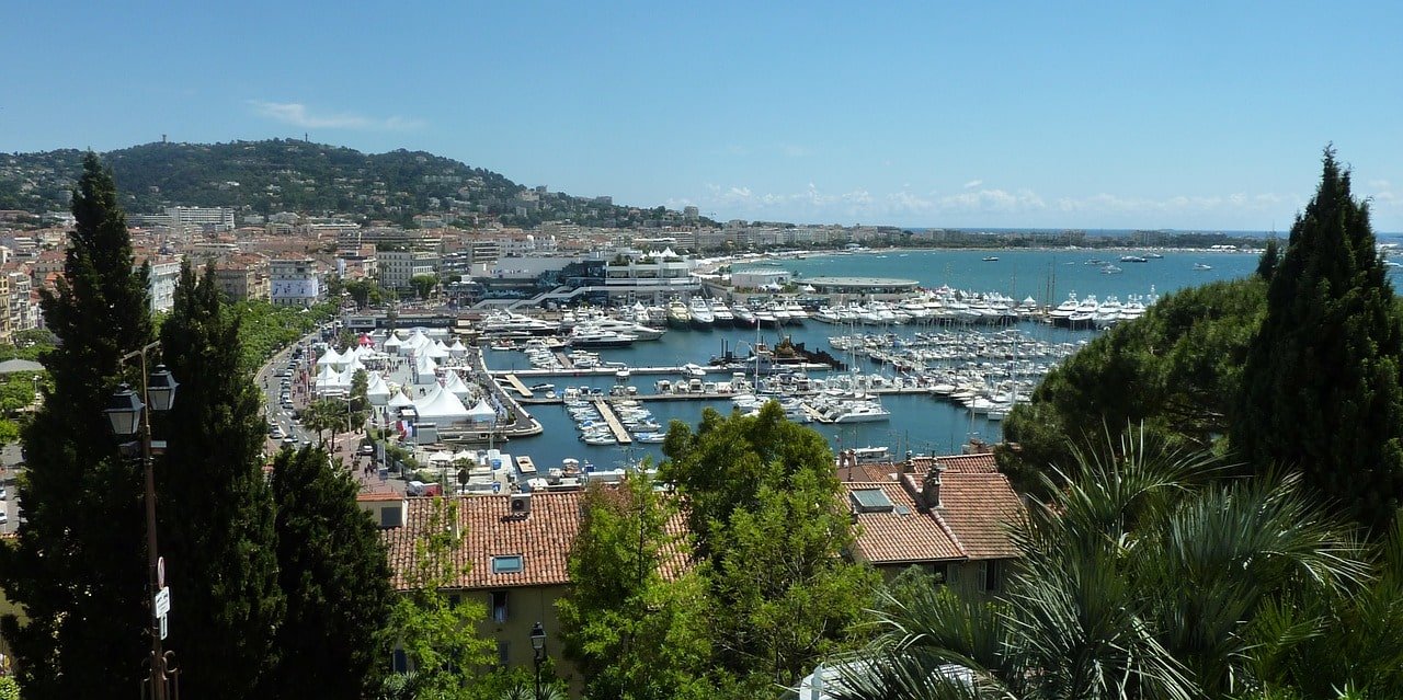 **TOP 10 voyages jet privé Europe : port et montagne.**